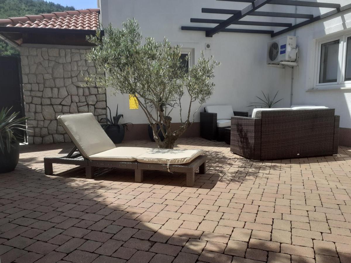 Villa Haus Niko Senj  Bagian luar foto